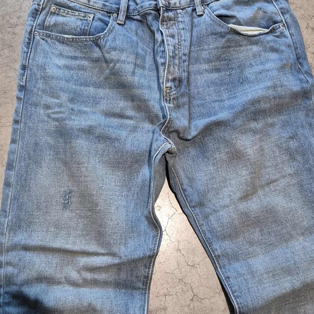 MNML Light Blue Jeans with Iconic Print - Picture 3 of 8